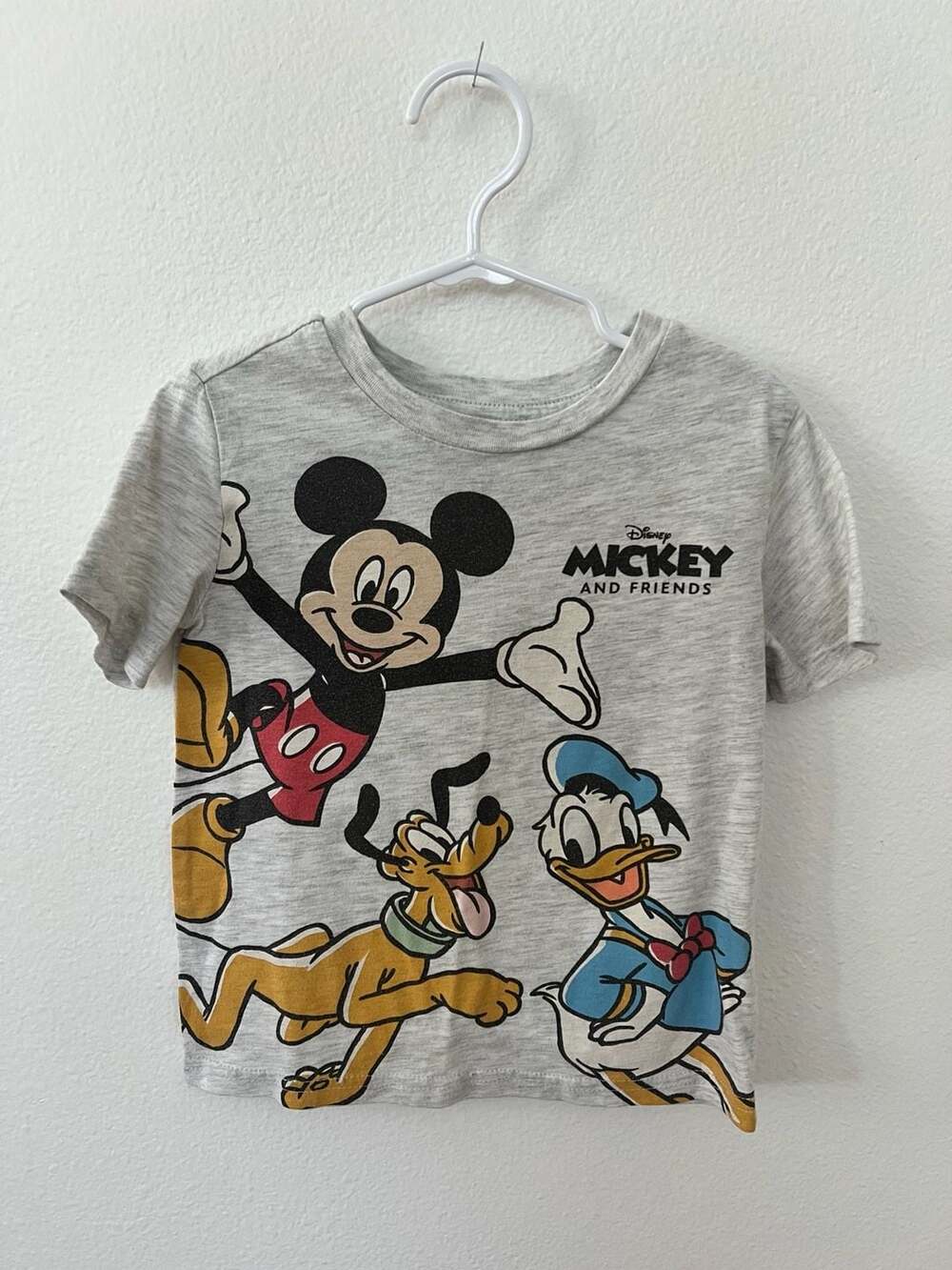 Disney Jumping Beans Mickey and Friends Gray Toddler T-Shirt (Size 4T)
